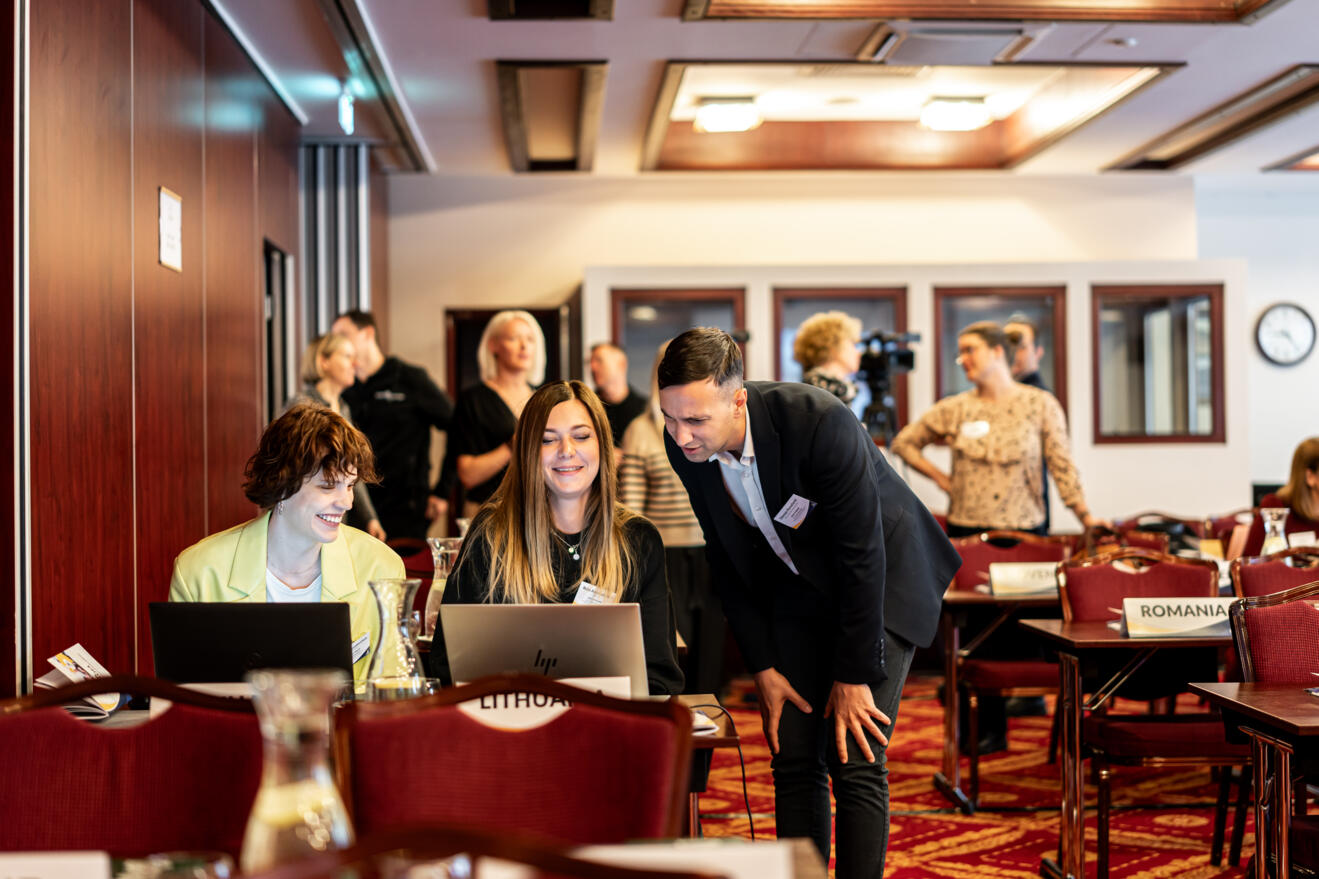 iota30_025